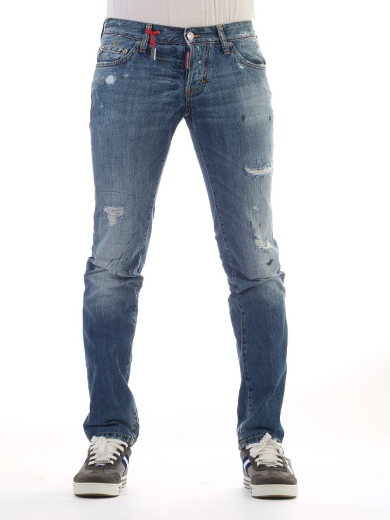 inquadratura jeans indossato, destinato agli acquisti on-line